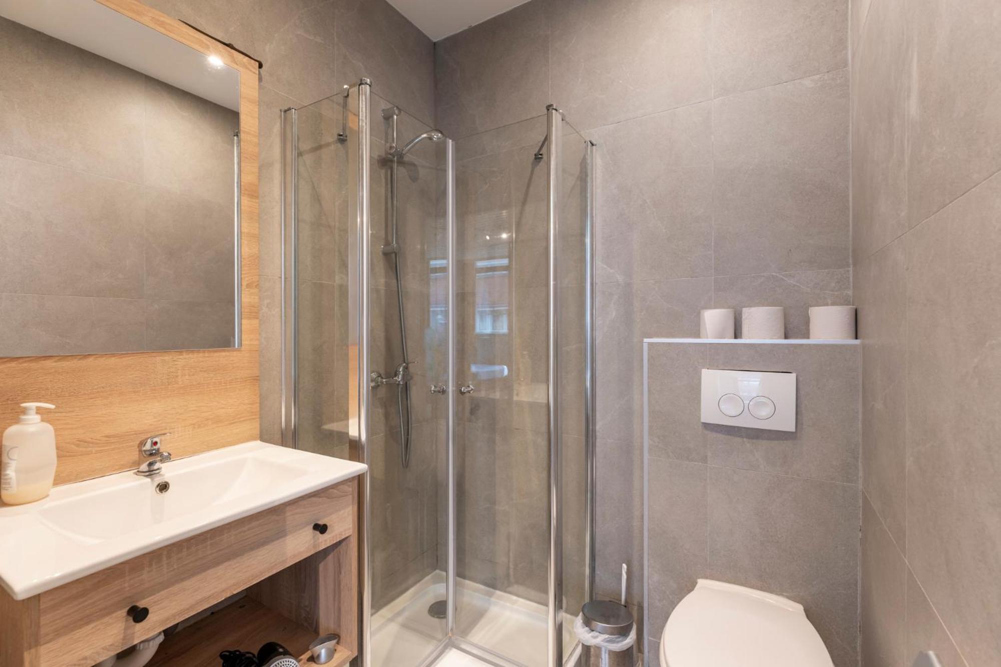 Condo Gardens Brussels Ngoại thất bức ảnh